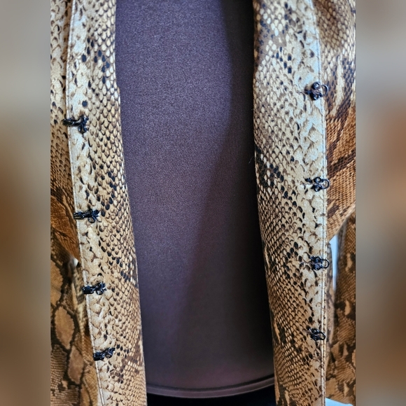 Rare Vintage Cache Women's 3 Piece Set - Jacket/Tank/Pants Pant Suit Snake Skin - Picture 11 of 16